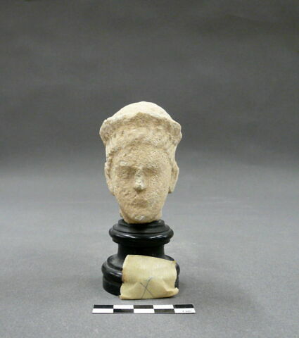 statue, image 1/2
