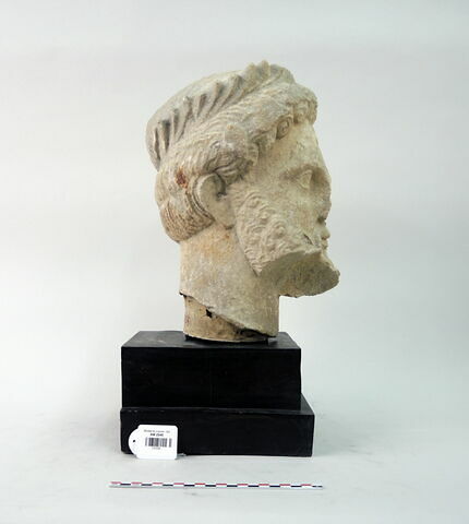 statue, image 4/4