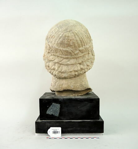 statue, image 3/4