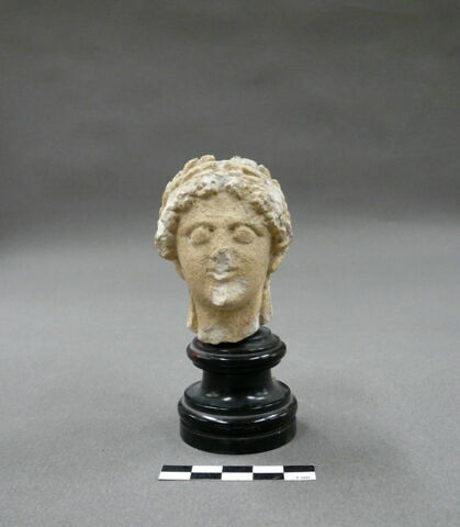 statue, image 1/2
