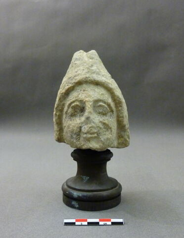 statue, image 1/1