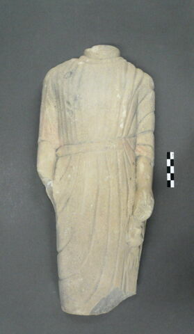 statue, image 1/1