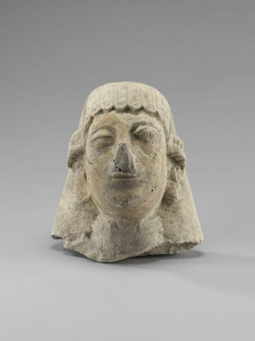 statue, image 2/4