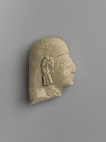 statue, image 3/4