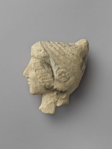 statue, image 3/4