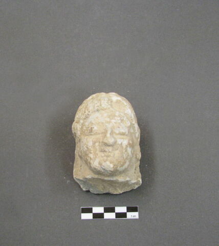 statue, image 2/4