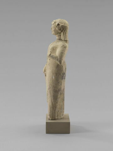 statue, image 5/5