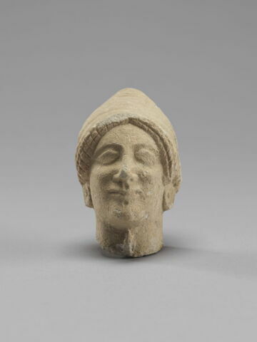 statue, image 2/5