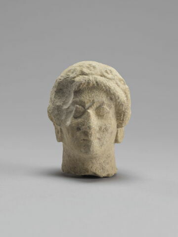 statue, image 2/4