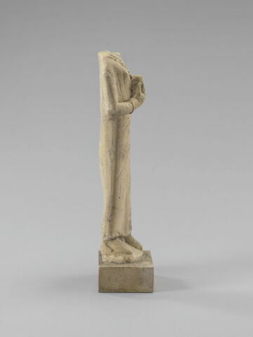 statue, image 3/4