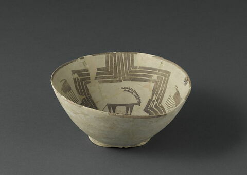 vase, image 2/2