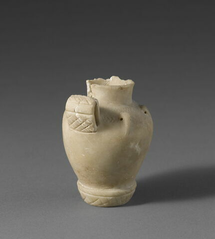 vase, image 2/3