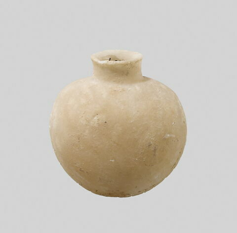 vase, image 2/2