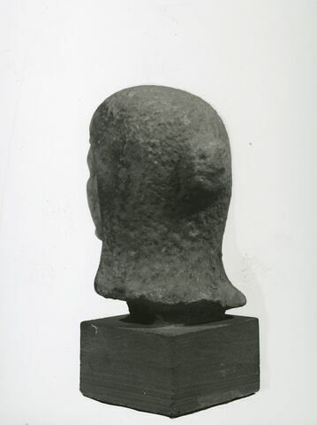 statue, image 6/7
