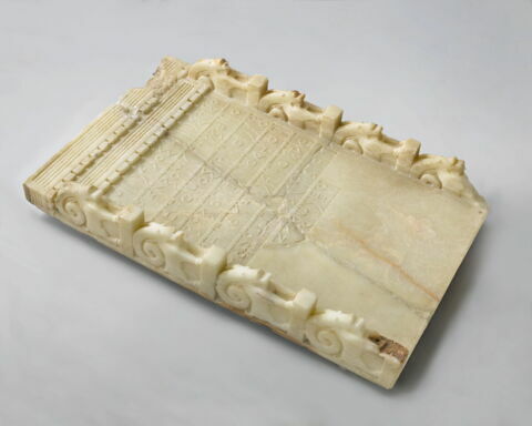 trône ; fragment, image 3/9