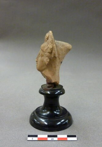 figurine, image 2/2