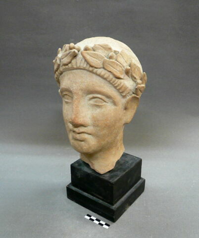 figurine, image 2/5