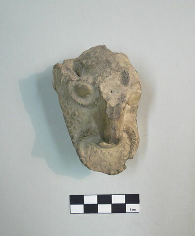 figurine  ; vase, image 1/3