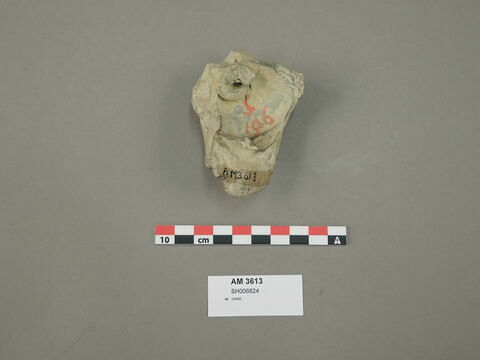 figurine  ; vase, image 2/3