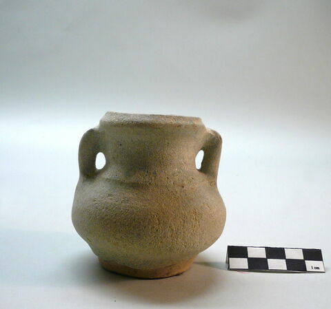 vase, image 1/1