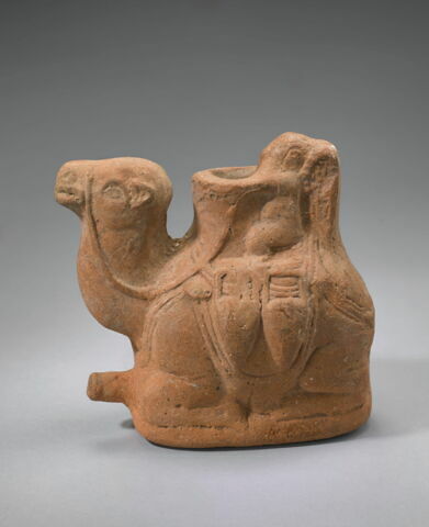 vase, image 3/9