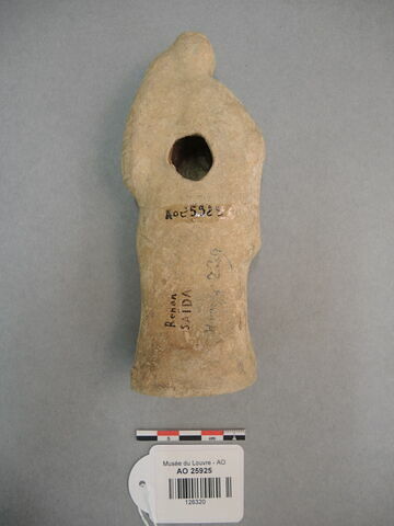 figurine, image 2/2
