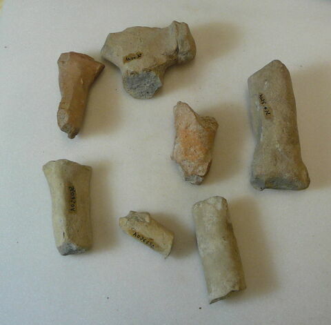 figurine, image 2/2