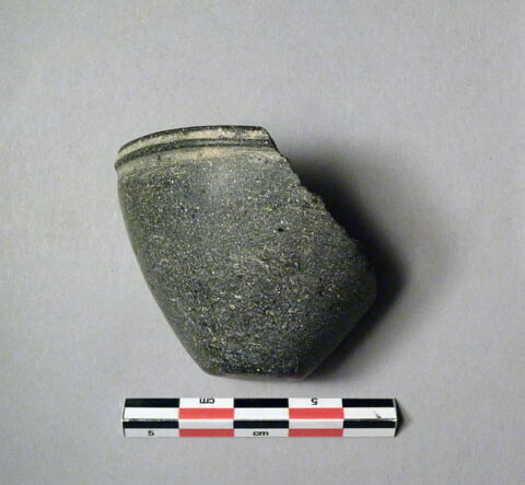 vase, image 4/4