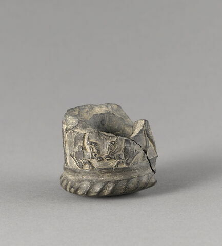vase, image 2/2