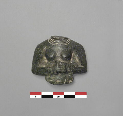 sculpture, image 1/2