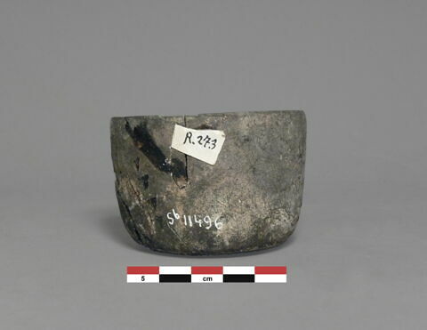 vase, image 1/1