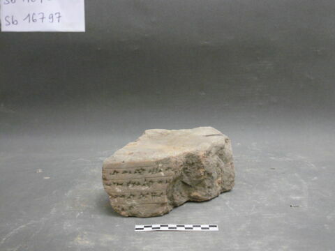 brique, image 1/1