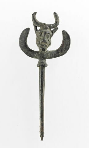 épingle, image 1/2