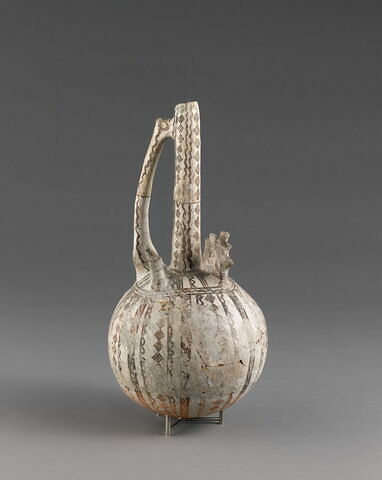 vase ; figurine, image 1/4