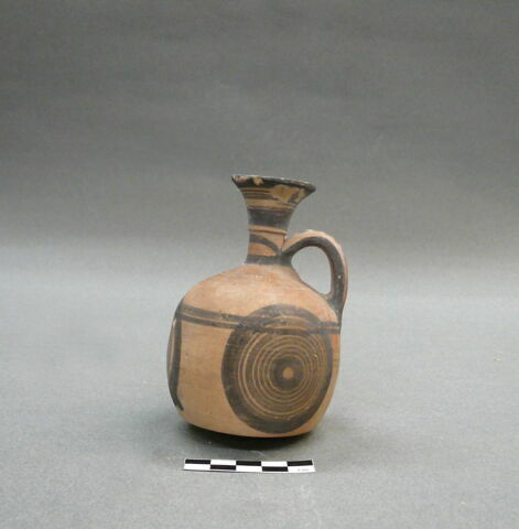 vase, image 1/3