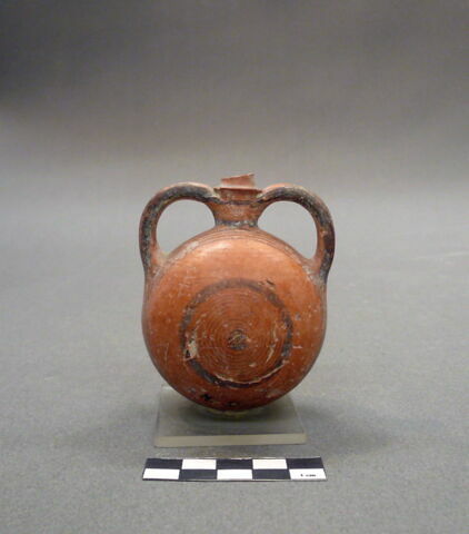 vase, image 2/3