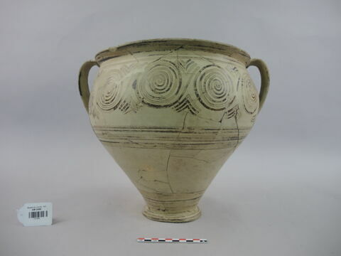 vase, image 1/3