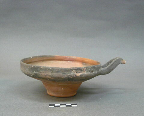 vase, image 3/4