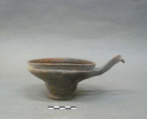 vase, image 1/3
