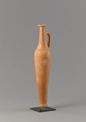 vase, image 2/2