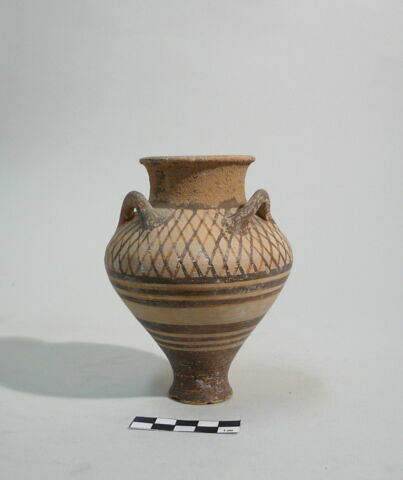 vase, image 1/1