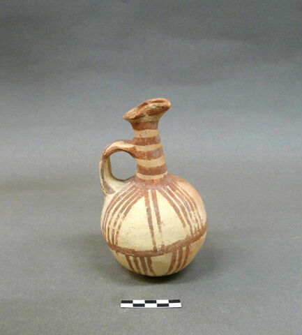 vase, image 1/2