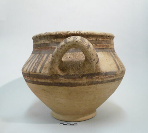 vase, image 3/4