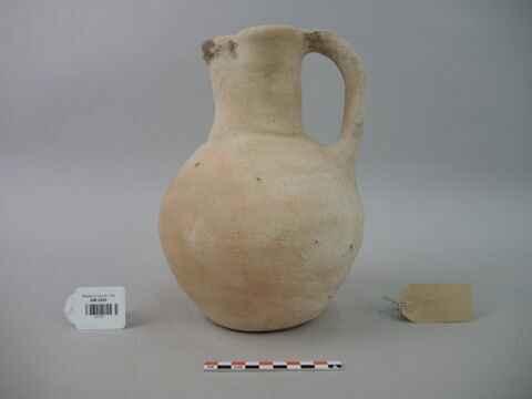 vase, image 2/5