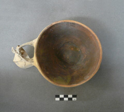 vase, image 3/3