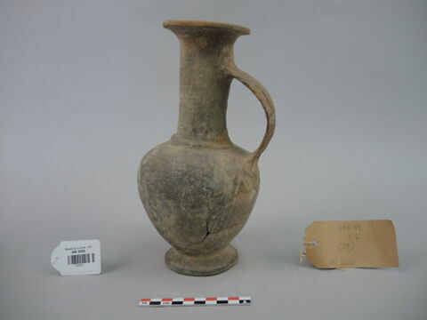 vase, image 2/4