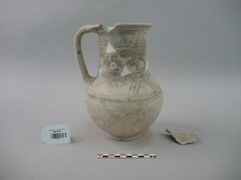 vase, image 1/3