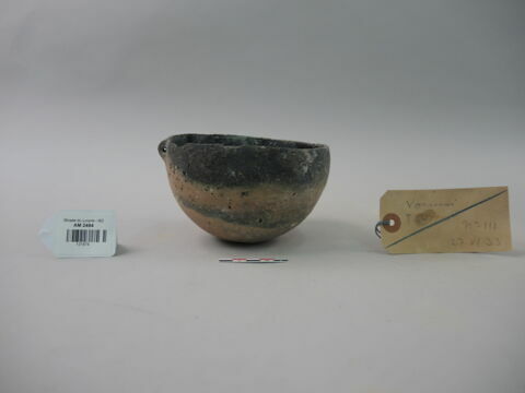 vase, image 1/2