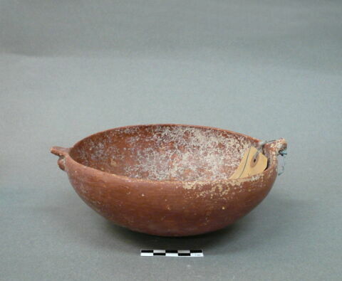 vase, image 2/2