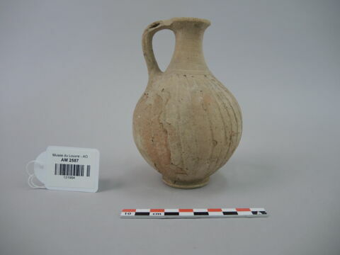 vase, image 1/3